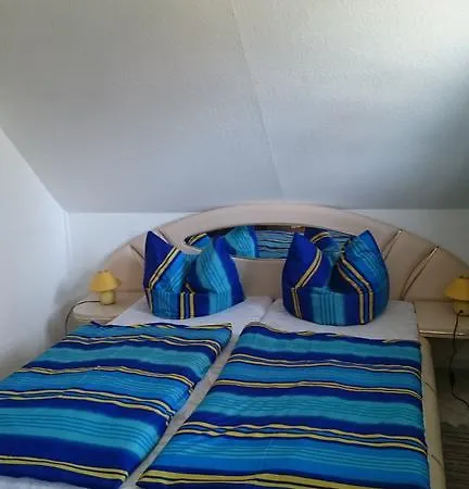 Guest house Fischstuebchen Neeberg *