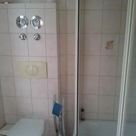 Guest house Fischstuebchen Neeberg Krummin